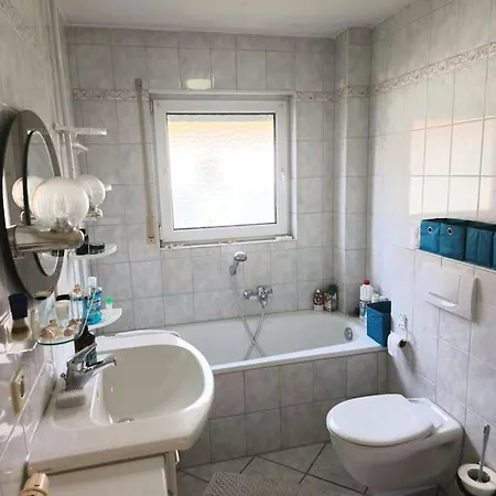 Ruhige In Guter Gegend Apartment *