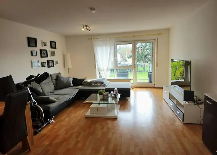 Ruhige In Guter Gegend *