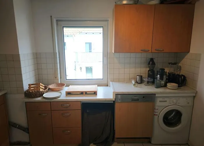 Ruhige In Guter Gegend Apartment